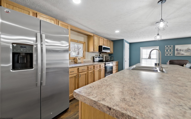 3368 Owl Creek Road, Morgantown, West Virginia 26508, 3 Bedrooms Bedrooms, 6 Rooms Rooms,2 BathroomsBathrooms,Single Family Detached,For Sale,Owl Creek,10162980