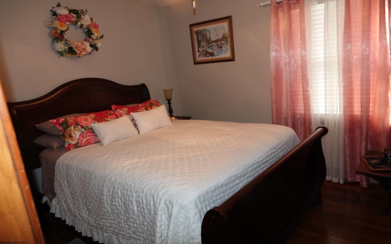 22 Marion Street, Buckhannon, West Virginia 26201-9998, 3 Bedrooms Bedrooms, 7 Rooms Rooms,2 BathroomsBathrooms,Single Family Detached,For Sale,Marion,10162981