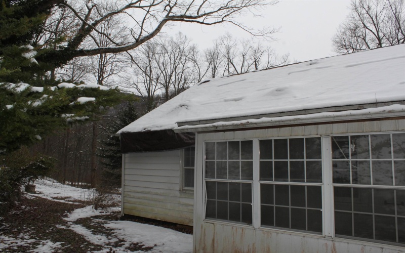 1349 Point Mountain Road, Webster Springs, West Virginia 26288, 3 Bedrooms Bedrooms, 9 Rooms Rooms,2 BathroomsBathrooms,Single Family Detached,For Sale,Point Mountain,10162995