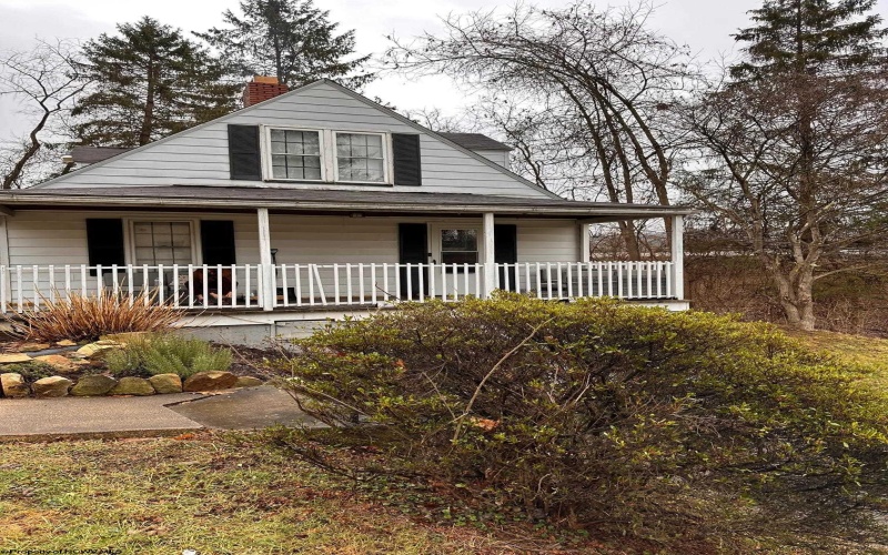 1226 Boulevard Avenue, Fairmont, West Virginia 26554, 3 Bedrooms Bedrooms, 7 Rooms Rooms,1 BathroomBathrooms,Single Family Detached,For Sale,Boulevard,10163002 1226 Boulevard Avenue, Fairmont, West Virginia 26554, 3 Bedrooms Bedrooms, 7 Rooms Rooms,1 BathroomBathrooms,Single Family Detached,For Sale,Boulevard,10163002