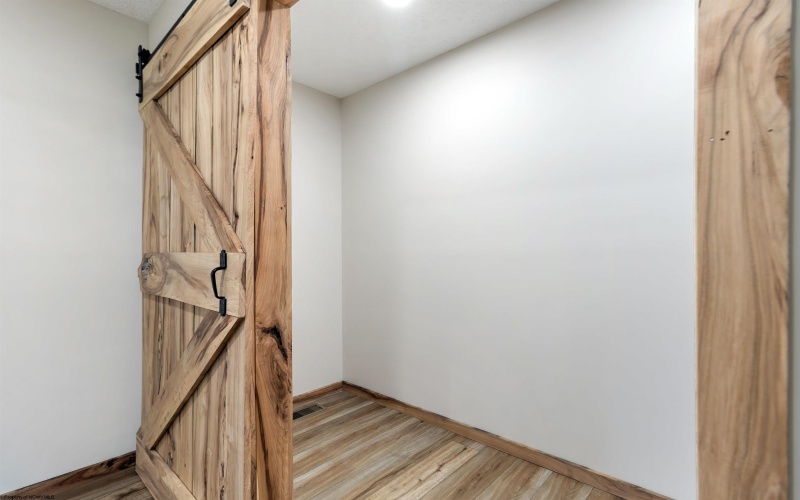 100 Maple Street, Masontown, West Virginia 26542-9649, 4 Bedrooms Bedrooms, 8 Rooms Rooms,2 BathroomsBathrooms,Single Family Detached,For Sale,Maple,10161662