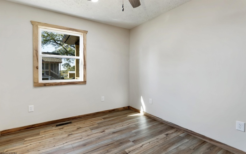 100 Maple Street, Masontown, West Virginia 26542-9649, 4 Bedrooms Bedrooms, 8 Rooms Rooms,2 BathroomsBathrooms,Single Family Detached,For Sale,Maple,10161662