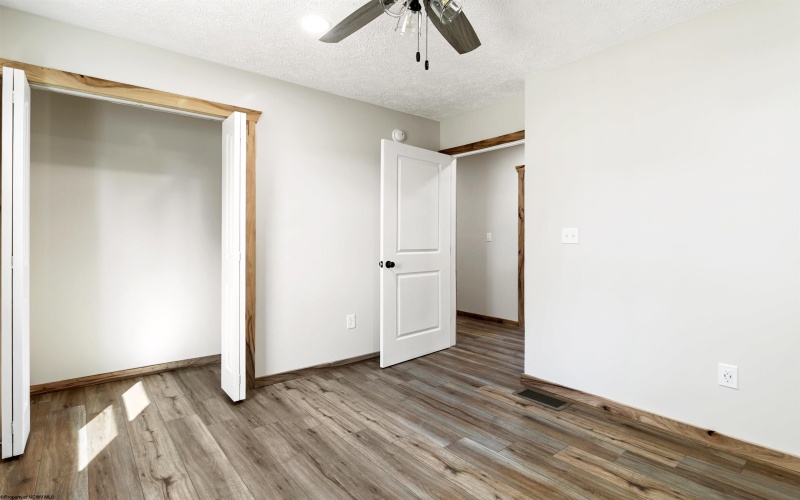 100 Maple Street, Masontown, West Virginia 26542-9649, 4 Bedrooms Bedrooms, 8 Rooms Rooms,2 BathroomsBathrooms,Single Family Detached,For Sale,Maple,10161662