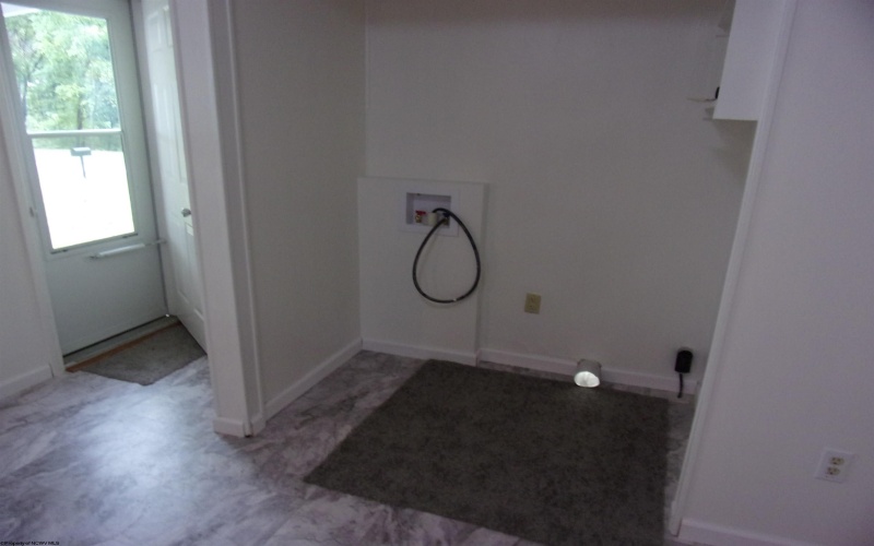 18 Cleveland Avenue, Buckhannon, West Virginia 26201, 3 Bedrooms Bedrooms, 5 Rooms Rooms,1 BathroomBathrooms,Single Family Detached,For Sale,Cleveland,10161686