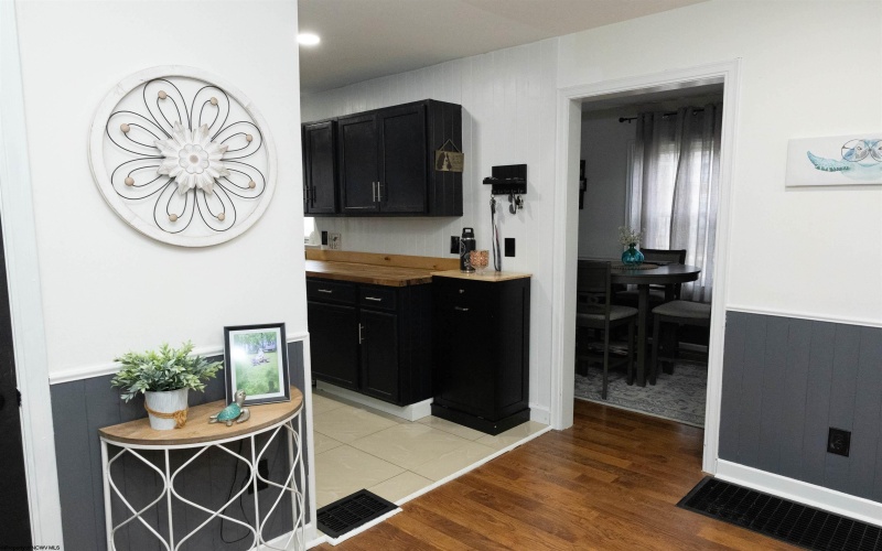 3508 Lindberg Way, Weirton, West Virginia 26062, 3 Bedrooms Bedrooms, 5 Rooms Rooms,1 BathroomBathrooms,Single Family Detached,For Sale,Lindberg,10163012