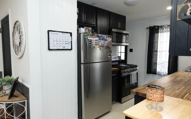 3508 Lindberg Way, Weirton, West Virginia 26062, 3 Bedrooms Bedrooms, 5 Rooms Rooms,1 BathroomBathrooms,Single Family Detached,For Sale,Lindberg,10163012