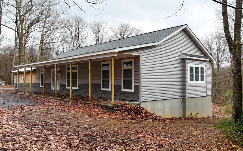 218 Bank Street, Bruceton Mills, West Virginia 26525, 2 Bedrooms Bedrooms, 7 Rooms Rooms,2 BathroomsBathrooms,Single Family Detached,For Sale,Bank,10163011 218 Bank Street, Bruceton Mills, West Virginia 26525, 2 Bedrooms Bedrooms, 7 Rooms Rooms,2 BathroomsBathrooms,Single Family Detached,For Sale,Bank,10163011