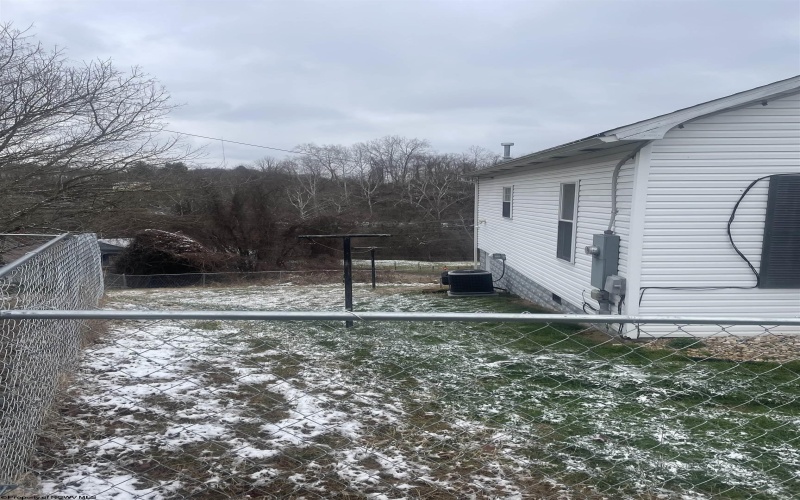 354 21st Street, Clarksburg, West Virginia 26301, 3 Bedrooms Bedrooms, 6 Rooms Rooms,2 BathroomsBathrooms,Single Family Detached,For Sale,21st,10163006 354 21st Street, Clarksburg, West Virginia 26301, 3 Bedrooms Bedrooms, 6 Rooms Rooms,2 BathroomsBathrooms,Single Family Detached,For Sale,21st,10163006