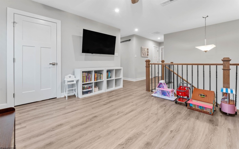 258 Falling Water Lane, Morgantown, West Virginia 26508, 4 Bedrooms Bedrooms, 8 Rooms Rooms,3 BathroomsBathrooms,Single Family Detached,For Sale,Falling Water,10163004 258 Falling Water Lane, Morgantown, West Virginia 26508, 4 Bedrooms Bedrooms, 8 Rooms Rooms,3 BathroomsBathrooms,Single Family Detached,For Sale,Falling Water,10163004