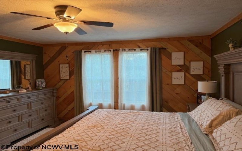 445 Poplar Street, Jane Lew, West Virginia 26378, 5 Bedrooms Bedrooms, 9 Rooms Rooms,2 BathroomsBathrooms,Single Family Detached,For Sale,Poplar,10161160