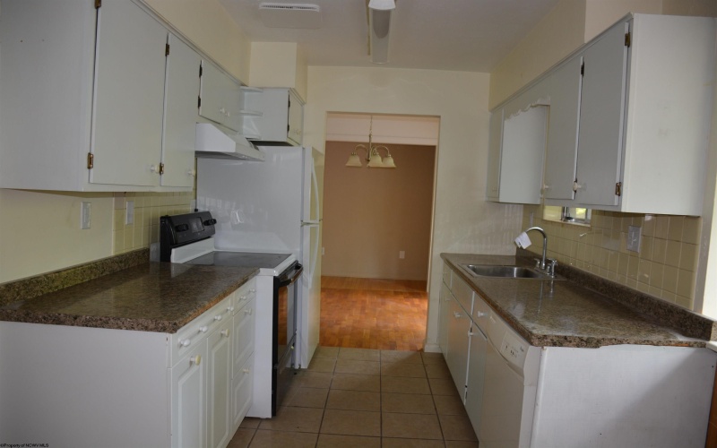 1251 Briercliff Road, Bridgeport, West Virginia 26330, 3 Bedrooms Bedrooms, 6 Rooms Rooms,1 BathroomBathrooms,Single Family Detached,For Sale,Briercliff,10159555