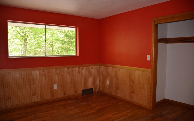 1251 Briercliff Road, Bridgeport, West Virginia 26330, 3 Bedrooms Bedrooms, 6 Rooms Rooms,1 BathroomBathrooms,Single Family Detached,For Sale,Briercliff,10159555