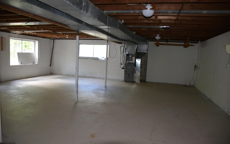 1251 Briercliff Road, Bridgeport, West Virginia 26330, 3 Bedrooms Bedrooms, 6 Rooms Rooms,1 BathroomBathrooms,Single Family Detached,For Sale,Briercliff,10159555