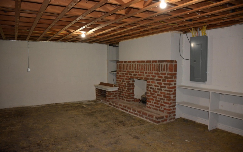 1251 Briercliff Road, Bridgeport, West Virginia 26330, 3 Bedrooms Bedrooms, 6 Rooms Rooms,1 BathroomBathrooms,Single Family Detached,For Sale,Briercliff,10159555