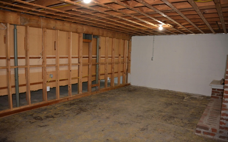 1251 Briercliff Road, Bridgeport, West Virginia 26330, 3 Bedrooms Bedrooms, 6 Rooms Rooms,1 BathroomBathrooms,Single Family Detached,For Sale,Briercliff,10159555