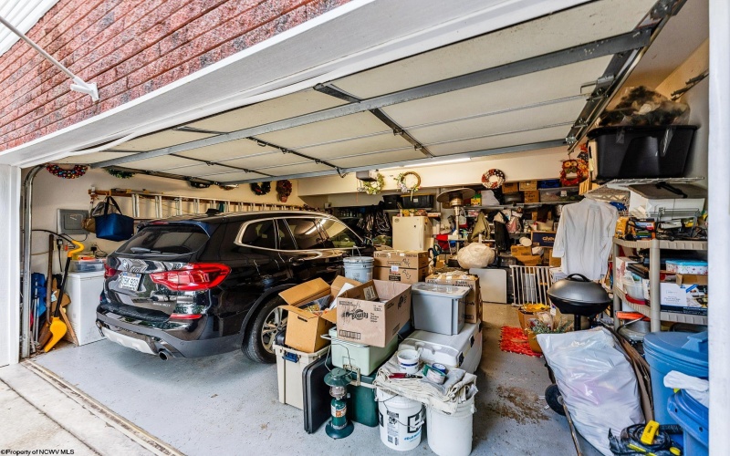 3 Banner Place, Morgantown, West Virginia 26508, 4 Bedrooms Bedrooms, 7 Rooms Rooms,3 BathroomsBathrooms,Single Family Attached,For Sale,Banner,10160566