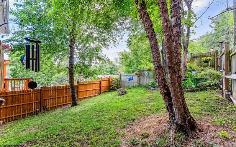 3 Banner Place, Morgantown, West Virginia 26508, 4 Bedrooms Bedrooms, 7 Rooms Rooms,3 BathroomsBathrooms,Single Family Attached,For Sale,Banner,10160566