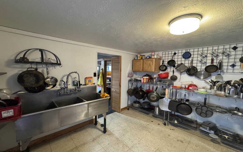 3118 Cleveland Road, Cleveland, West Virginia 26215, 3 Bedrooms Bedrooms, 6 Rooms Rooms,2 BathroomsBathrooms,Single Family Detached,For Sale,Cleveland,10163027