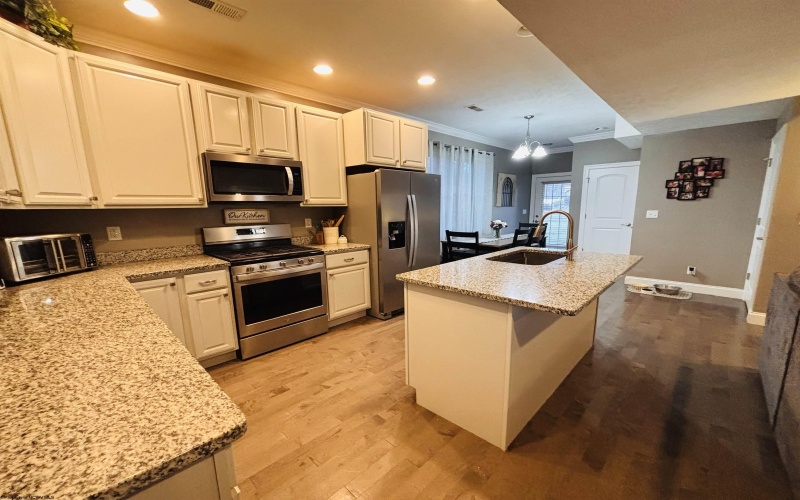 100 Canto Drive, Morgantown, West Virginia 26508, 4 Bedrooms Bedrooms, 7 Rooms Rooms,2 BathroomsBathrooms,Single Family Detached,For Sale,Canto,10163022