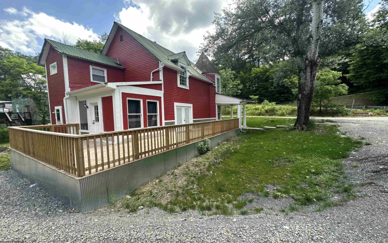 101 Patricia Avenue, Elkins, West Virginia 26241, 3 Bedrooms Bedrooms, 7 Rooms Rooms,2 BathroomsBathrooms,Single Family Detached,For Sale,Patricia,10163019