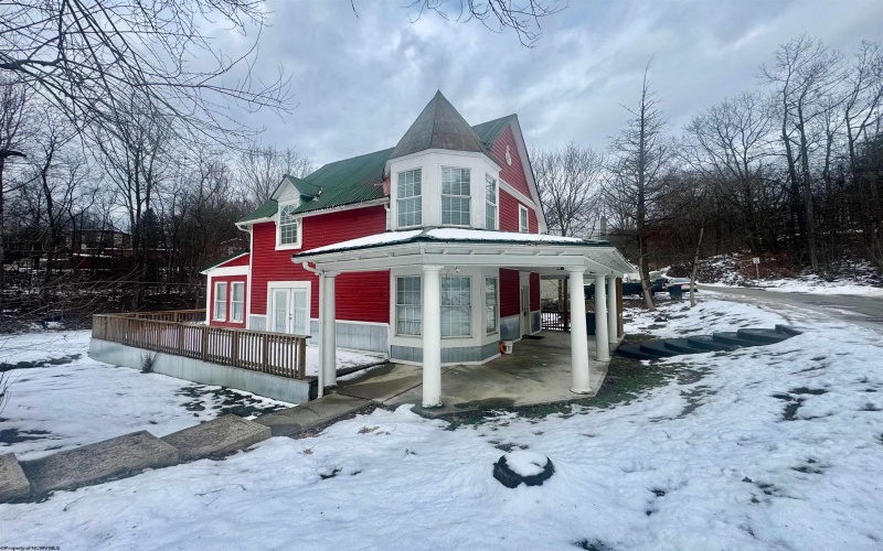 101 Patricia Avenue, Elkins, West Virginia 26241, 3 Bedrooms Bedrooms, 7 Rooms Rooms,2 BathroomsBathrooms,Single Family Detached,For Sale,Patricia,10163019