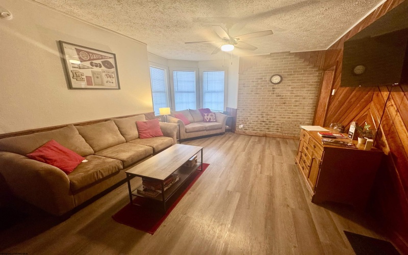 101 Patricia Avenue, Elkins, West Virginia 26241, 3 Bedrooms Bedrooms, 7 Rooms Rooms,2 BathroomsBathrooms,Single Family Detached,For Sale,Patricia,10163019