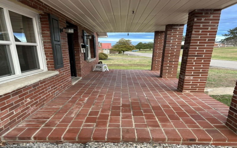 71 Lincoln Street, Buckhannon, West Virginia 26201, 3 Bedrooms Bedrooms, 5 Rooms Rooms,1 BathroomBathrooms,Single Family Detached,For Sale,Lincoln,10163016