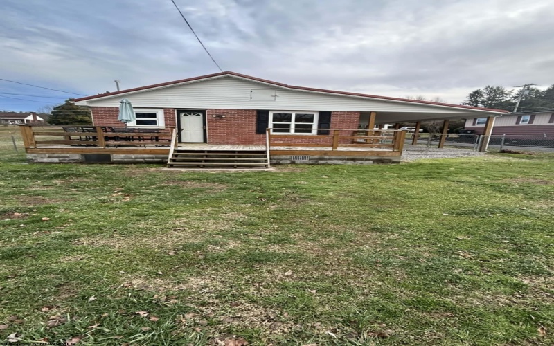 71 Lincoln Street, Buckhannon, West Virginia 26201, 3 Bedrooms Bedrooms, 5 Rooms Rooms,1 BathroomBathrooms,Single Family Detached,For Sale,Lincoln,10163016