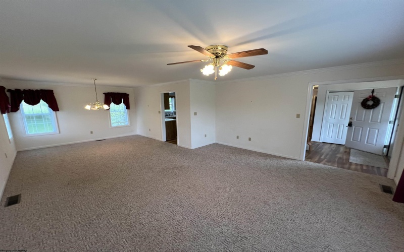 173 Edgewood Estates Road, Beverly, West Virginia 26253, 3 Bedrooms Bedrooms, 10 Rooms Rooms,2 BathroomsBathrooms,Single Family Detached,For Sale,Edgewood Estates,10163018