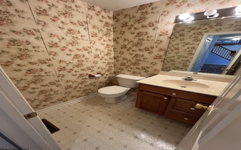 173 Edgewood Estates Road, Beverly, West Virginia 26253, 3 Bedrooms Bedrooms, 10 Rooms Rooms,2 BathroomsBathrooms,Single Family Detached,For Sale,Edgewood Estates,10163018