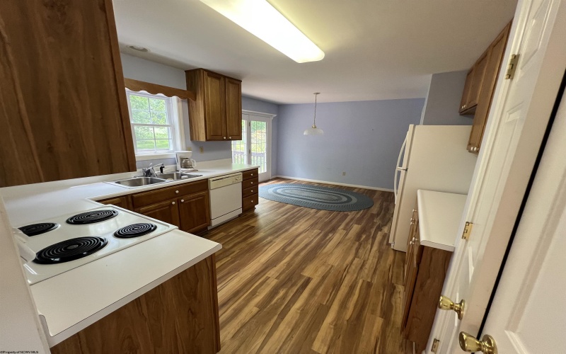 173 Edgewood Estates Road, Beverly, West Virginia 26253, 3 Bedrooms Bedrooms, 10 Rooms Rooms,2 BathroomsBathrooms,Single Family Detached,For Sale,Edgewood Estates,10163018