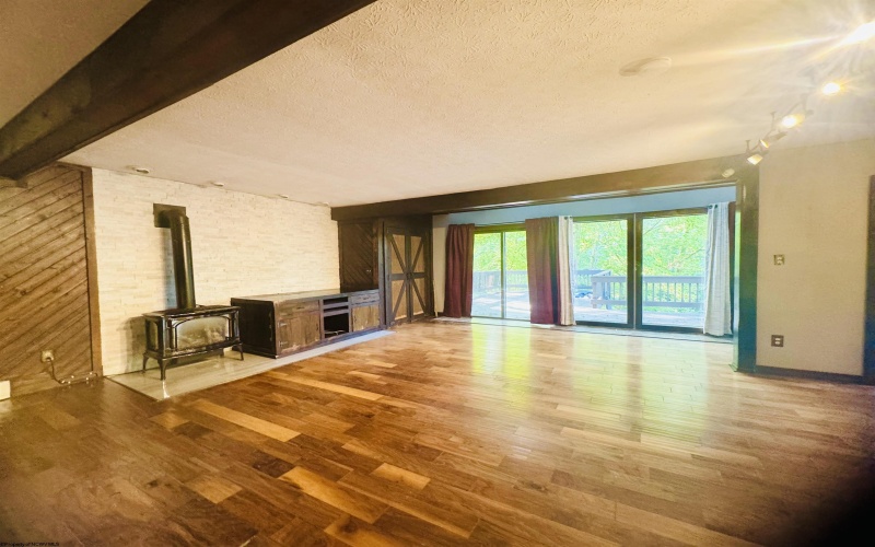 102 Morgan Hill Road, Morgantown, West Virginia 26508, 3 Bedrooms Bedrooms, 9 Rooms Rooms,1 BathroomBathrooms,Single Family Detached,For Sale,Morgan Hill,10163024 102 Morgan Hill Road, Morgantown, West Virginia 26508, 3 Bedrooms Bedrooms, 9 Rooms Rooms,1 BathroomBathrooms,Single Family Detached,For Sale,Morgan Hill,10163024