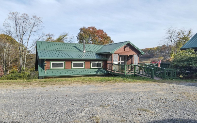 302 Smokey Mountain Road, Lost Creek, West Virginia 26385, 3 Bedrooms Bedrooms, 7 Rooms Rooms,1 BathroomBathrooms,Single Family Detached,For Sale,Smokey Mountain,10163026