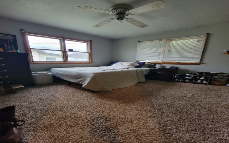 209 Pennsylvania Avenue, Parsons, West Virginia 26287, 3 Bedrooms Bedrooms, 6 Rooms Rooms,2 BathroomsBathrooms,Single Family Detached,For Sale,Pennsylvania,10163035