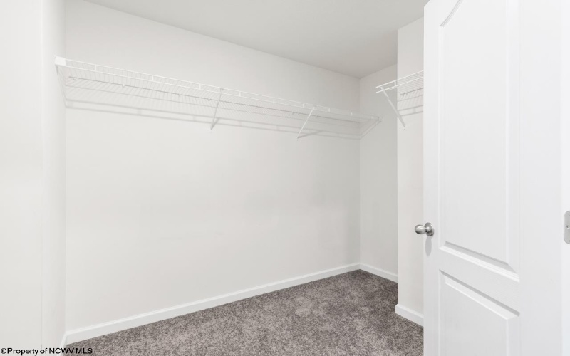 308 Salonika Drive, Morgantown, West Virginia 26508, 4 Bedrooms Bedrooms, 10 Rooms Rooms,3 BathroomsBathrooms,Single Family Detached,For Sale,Salonika,10160658