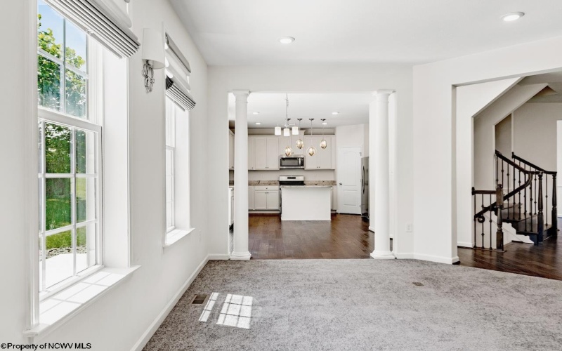 308 Salonika Drive, Morgantown, West Virginia 26508, 4 Bedrooms Bedrooms, 10 Rooms Rooms,3 BathroomsBathrooms,Single Family Detached,For Sale,Salonika,10160658