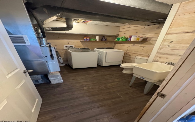 348 Panorama Way, Beverly, West Virginia 26253, 4 Bedrooms Bedrooms, 7 Rooms Rooms,3 BathroomsBathrooms,Single Family Detached,For Sale,Panorama,10163030