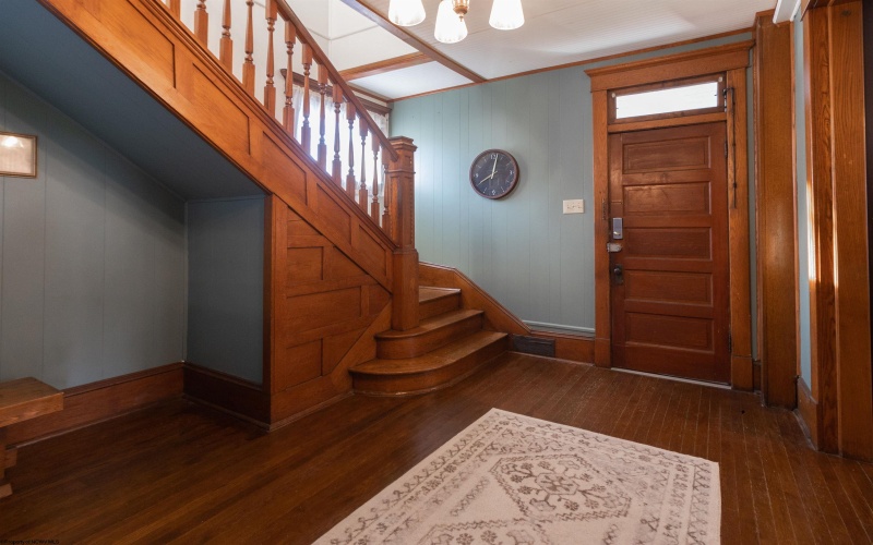 228 Jefferson Street, Bridgeport, West Virginia 26330, 3 Bedrooms Bedrooms, 8 Rooms Rooms,2 BathroomsBathrooms,Single Family Detached,For Sale,Jefferson,10161286