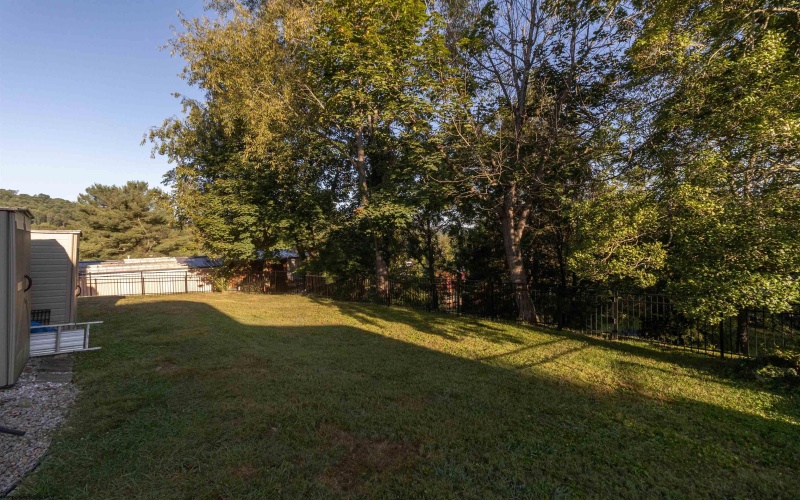 228 Jefferson Street, Bridgeport, West Virginia 26330, 3 Bedrooms Bedrooms, 8 Rooms Rooms,2 BathroomsBathrooms,Single Family Detached,For Sale,Jefferson,10161286