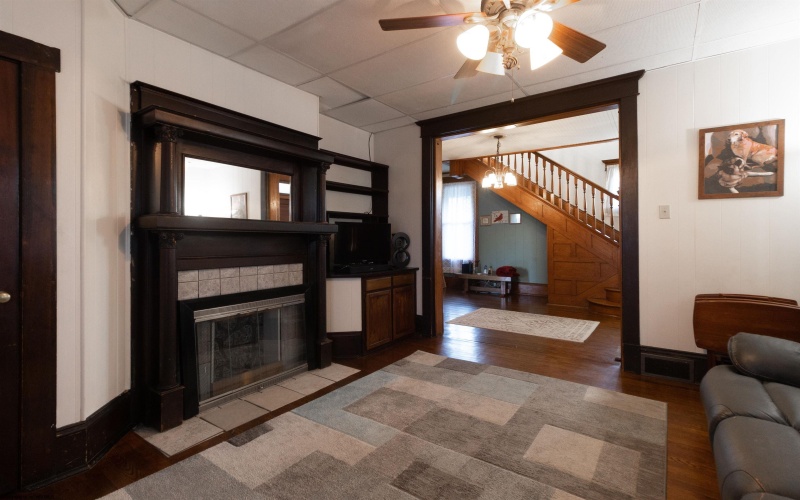 228 Jefferson Street, Bridgeport, West Virginia 26330, 3 Bedrooms Bedrooms, 8 Rooms Rooms,2 BathroomsBathrooms,Single Family Detached,For Sale,Jefferson,10161286