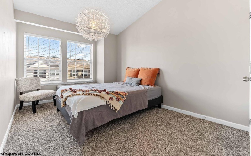 115 Tee Drive, Maidsville, West Virginia 26541, 3 Bedrooms Bedrooms, 7 Rooms Rooms,2 BathroomsBathrooms,Single Family Attached,For Sale,Tee,10163040