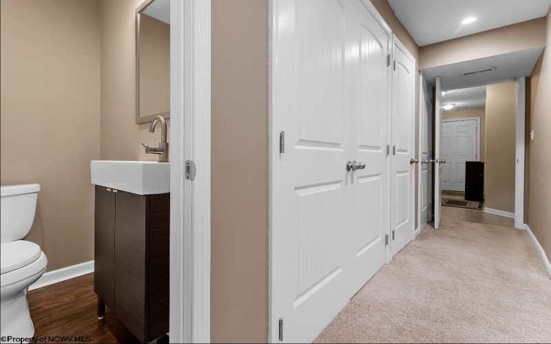 115 Tee Drive, Maidsville, West Virginia 26541, 3 Bedrooms Bedrooms, 7 Rooms Rooms,2 BathroomsBathrooms,Single Family Attached,For Sale,Tee,10163040