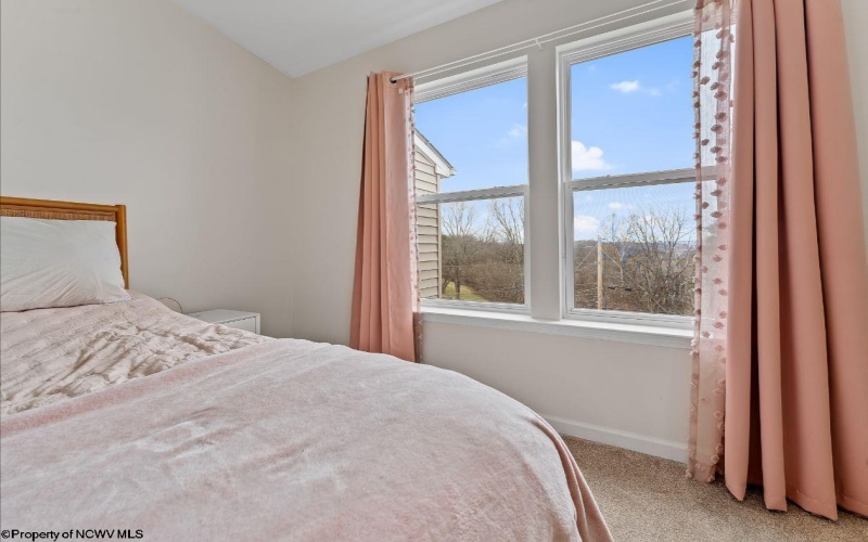 103 Birds Eye View Drive, Morgantown, West Virginia 26501, 3 Bedrooms Bedrooms, 5 Rooms Rooms,2 BathroomsBathrooms,Single Family Attached,For Sale,Birds Eye View,10163048