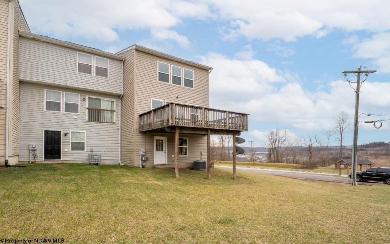 103 Birds Eye View Drive, Morgantown, West Virginia 26501, 3 Bedrooms Bedrooms, 5 Rooms Rooms,2 BathroomsBathrooms,Single Family Attached,For Sale,Birds Eye View,10163048