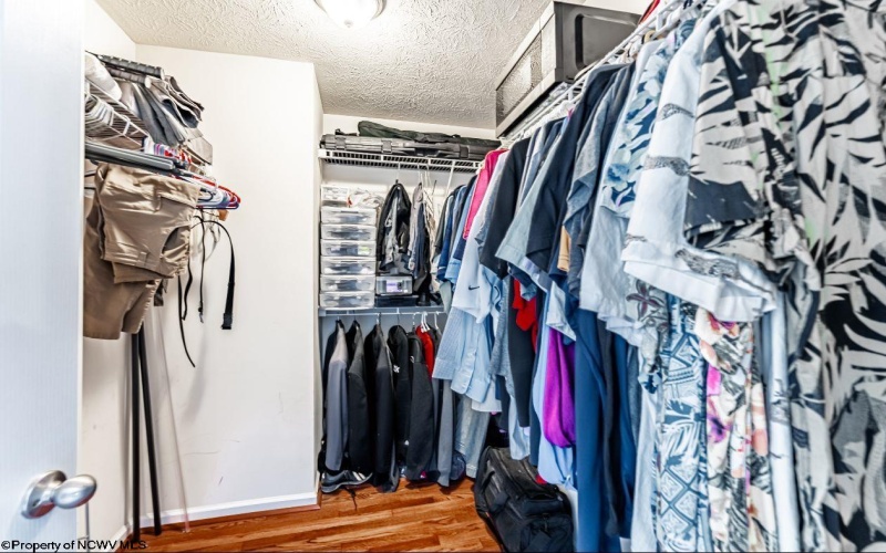 4102 Sun View Drive, Morgantown, West Virginia 26505, 3 Bedrooms Bedrooms, 6 Rooms Rooms,3 BathroomsBathrooms,Single Family Attached,For Sale,Sun View,10163049