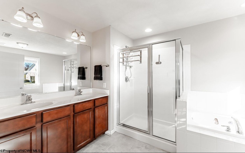 4102 Sun View Drive, Morgantown, West Virginia 26505, 3 Bedrooms Bedrooms, 6 Rooms Rooms,3 BathroomsBathrooms,Single Family Attached,For Sale,Sun View,10163049