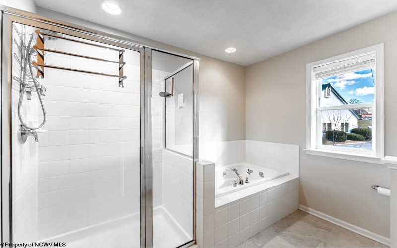 4102 Sun View Drive, Morgantown, West Virginia 26505, 3 Bedrooms Bedrooms, 6 Rooms Rooms,3 BathroomsBathrooms,Single Family Attached,For Sale,Sun View,10163049