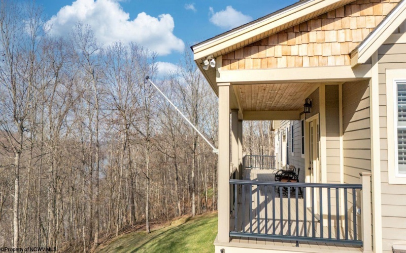 407 Sanctuary Cove, Morgantown, West Virginia 26508, 3 Bedrooms Bedrooms, 8 Rooms Rooms,2 BathroomsBathrooms,Single Family Detached,For Sale,Sanctuary,10163044