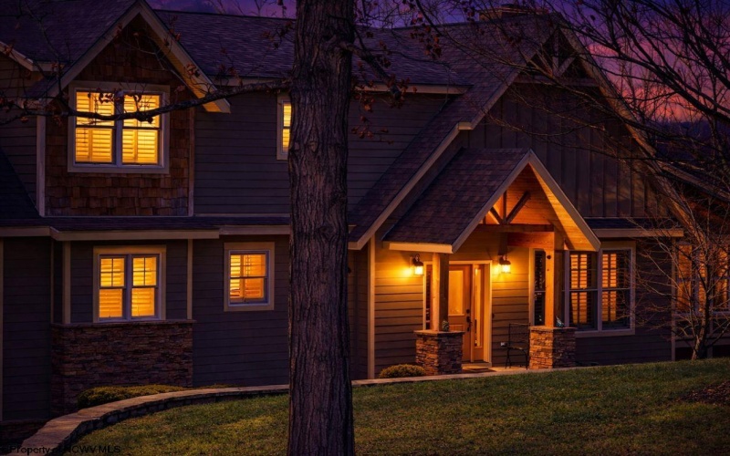 407 Sanctuary Cove, Morgantown, West Virginia 26508, 3 Bedrooms Bedrooms, 8 Rooms Rooms,2 BathroomsBathrooms,Single Family Detached,For Sale,Sanctuary,10163044