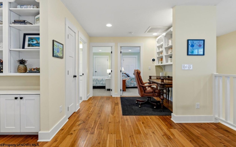 407 Sanctuary Cove, Morgantown, West Virginia 26508, 3 Bedrooms Bedrooms, 8 Rooms Rooms,2 BathroomsBathrooms,Single Family Detached,For Sale,Sanctuary,10163044